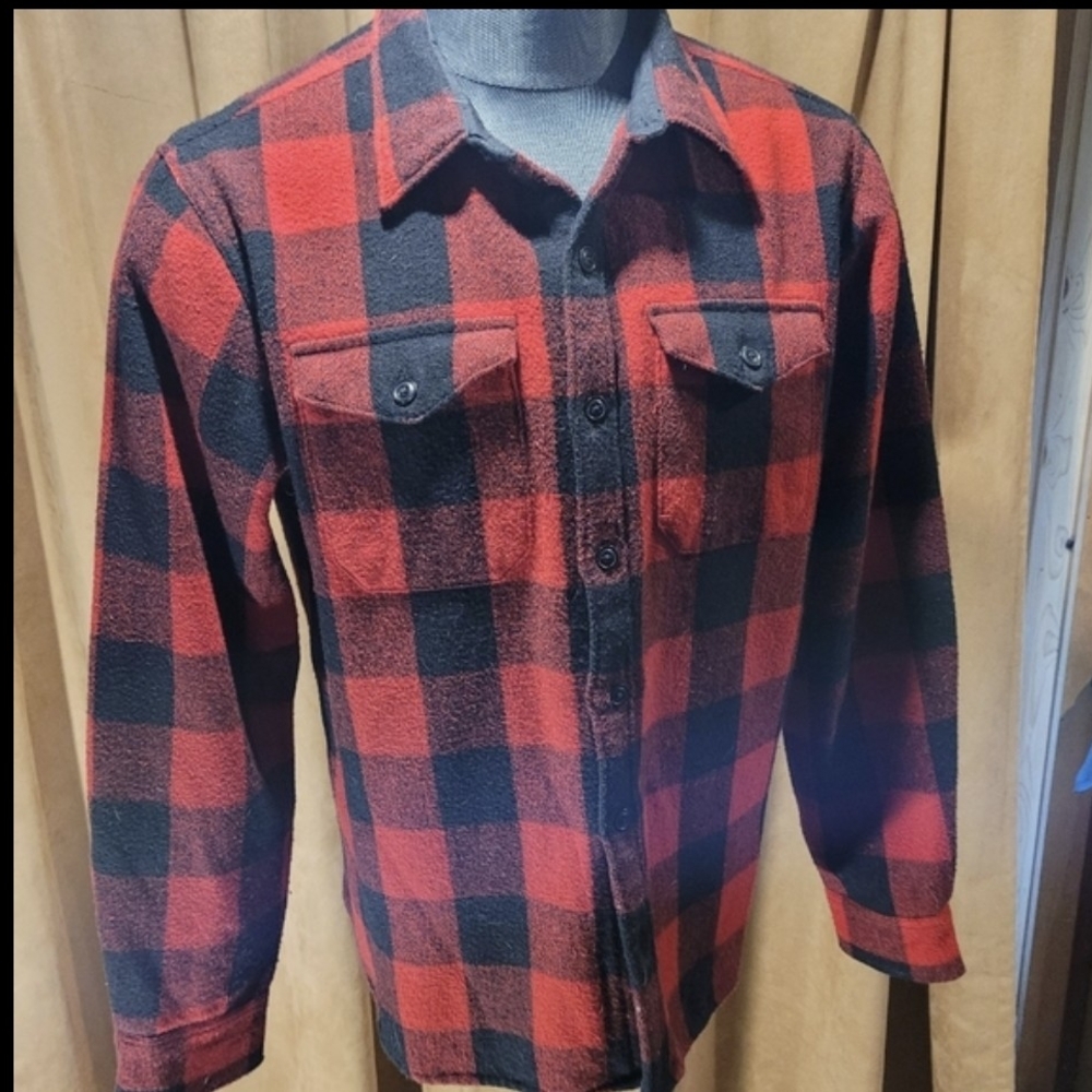 Old Navy Black Shirt